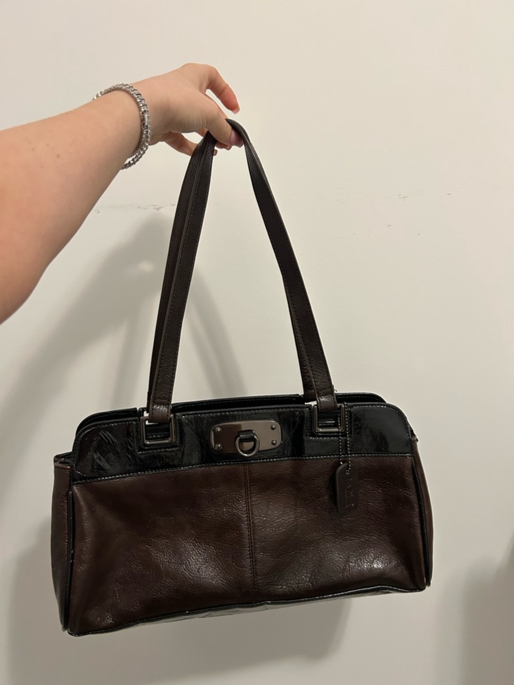 Classic Dark Brown Leather Shoulder Bag with Gloss Accent